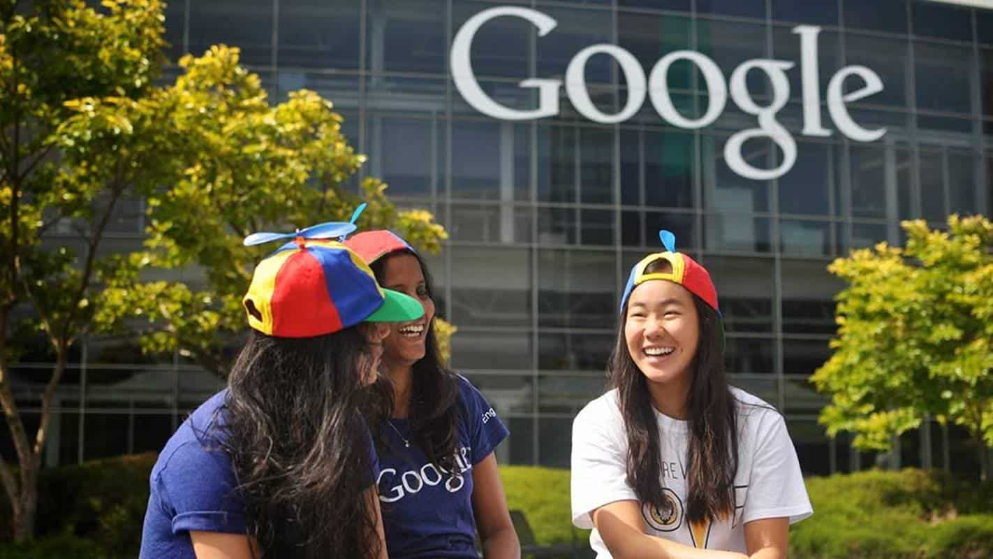 The image shows how Google employees are interacting with each other.