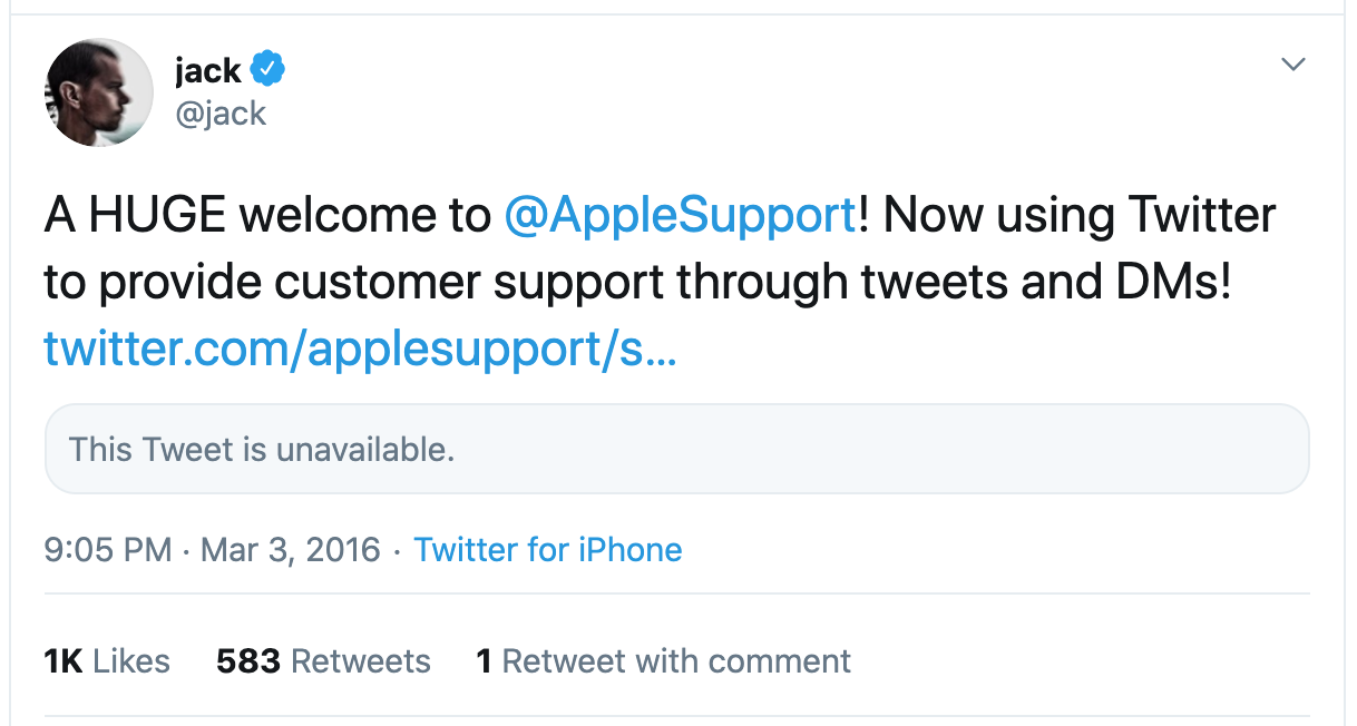 The image shows the Twitter review of a customer on customer service provided by Apple via tweets and DMs. 